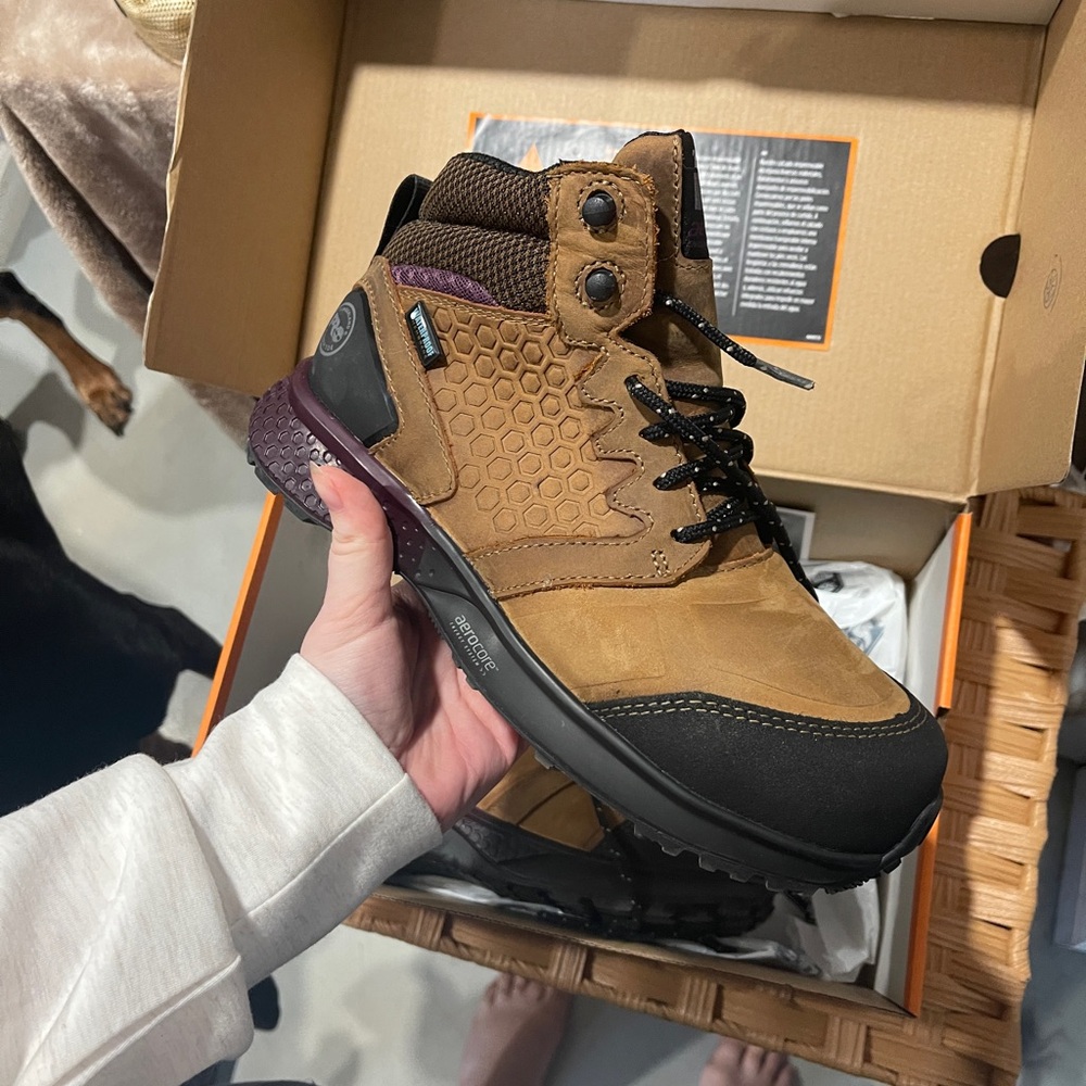 Timberland pro women’s reaction waterproof EH composite toe work shoe